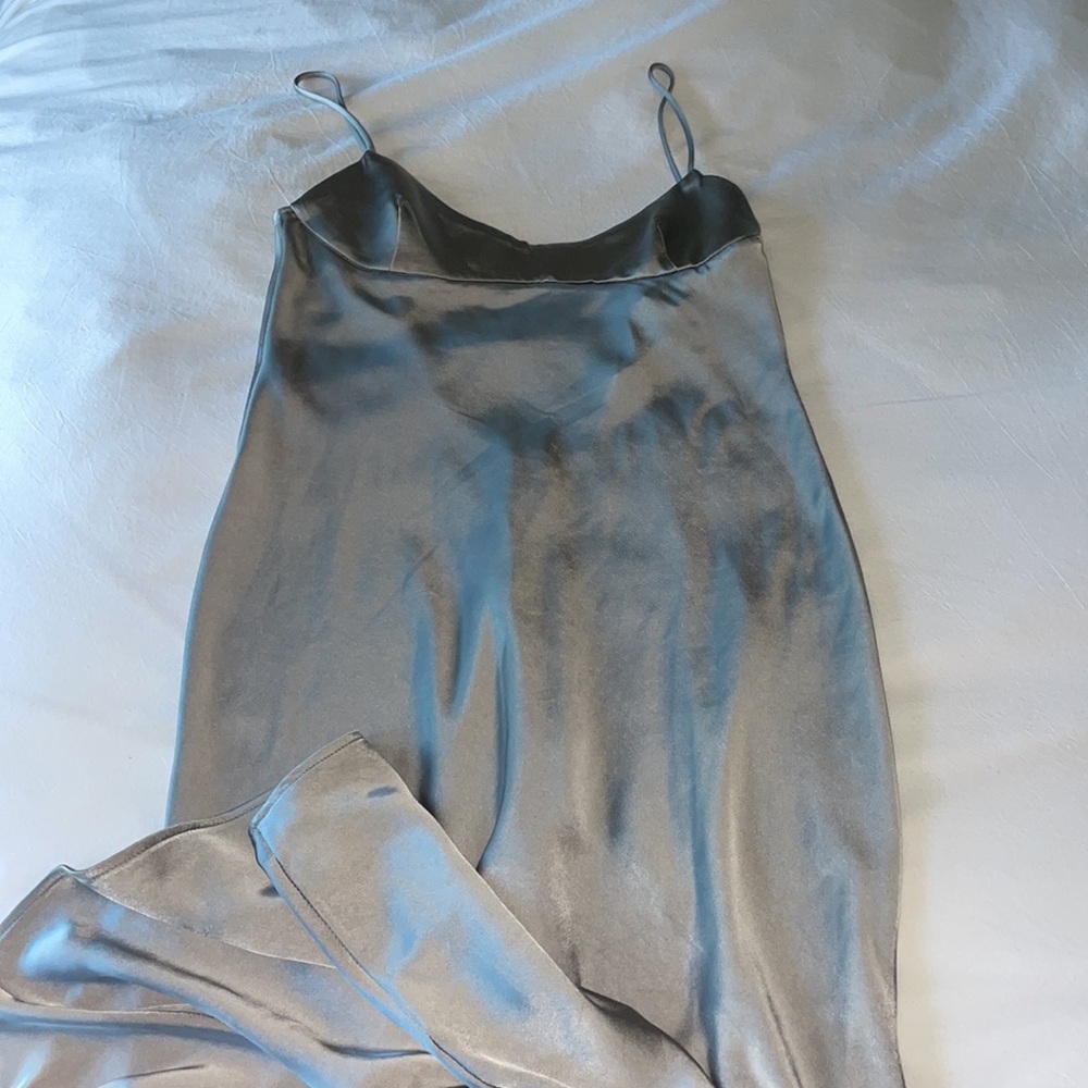 Zara XS satin dress. New with tags, in new condition never worn.